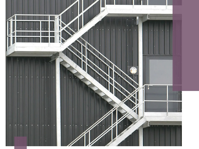 Изготовление и монтаж пожарных лестниц в Воркуте быстро и надежно