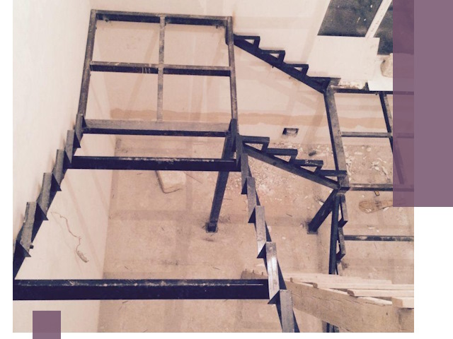 Монтаж лестниц на металлокаркасе в Воркуте быстро и качественно