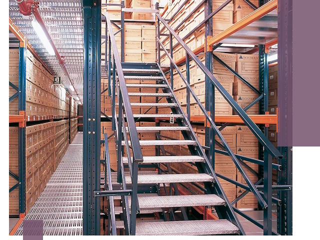 Лестницы складские прочные и безопасные под ключ в Воркуте