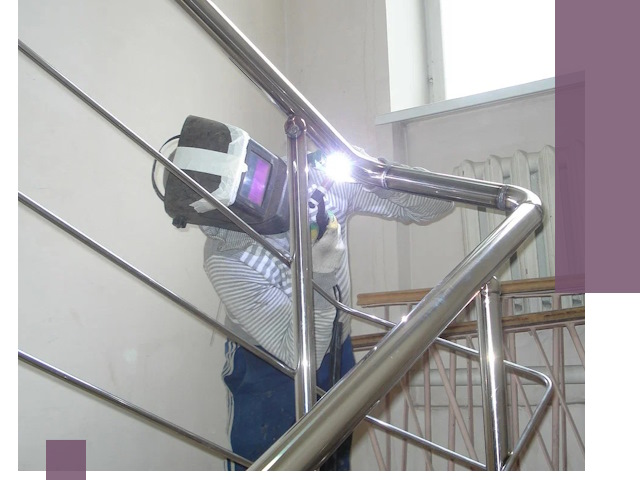 Монтаж перил и ограждений качественно в Воркуте