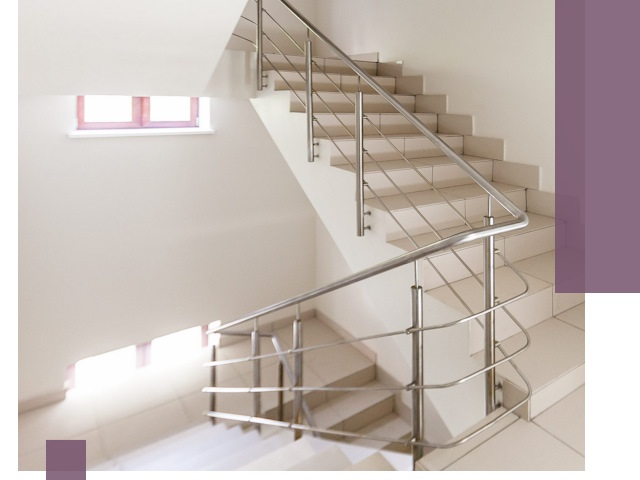 Установка и замена перил в подъезде в Воркуте