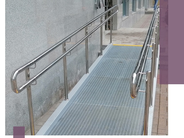 Пандусы для инвалидов в Воркуте — изготовление и монтаж