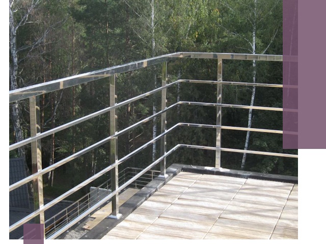 Парапеты из нержавеющей стали в Воркуте — изготовление и монтаж