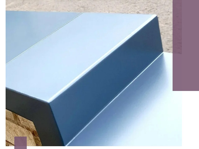 Крышки на парапет в Воркуте: изготовление и монтаж под ключ