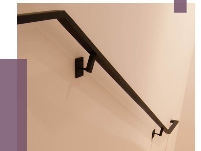 Монтаж пристенных поручней в Воркуте от 3598 руб. 